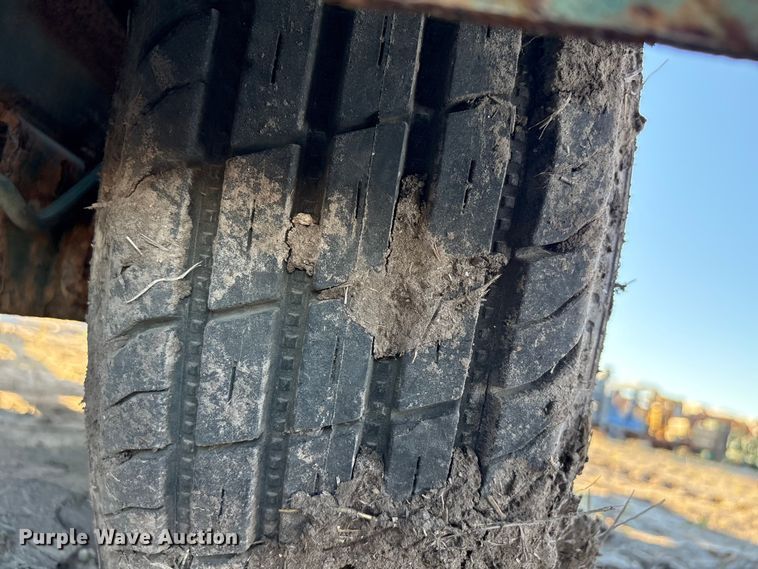 image for item NK9016 2013 RWN filter pod trailer