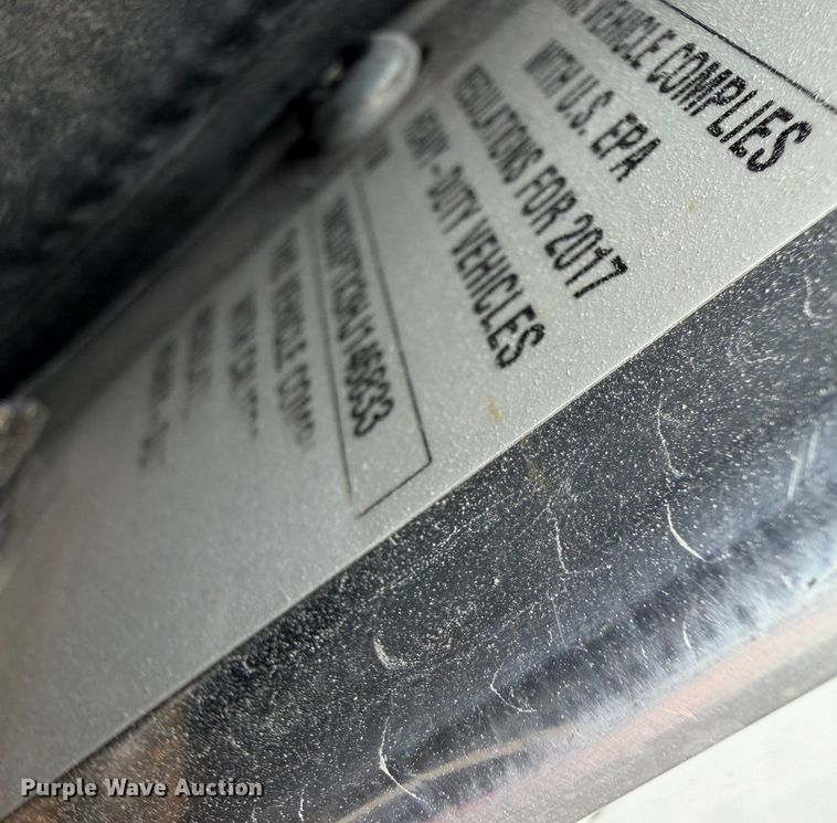 image for item YA1645 2017 Kenworth T800 dump truck