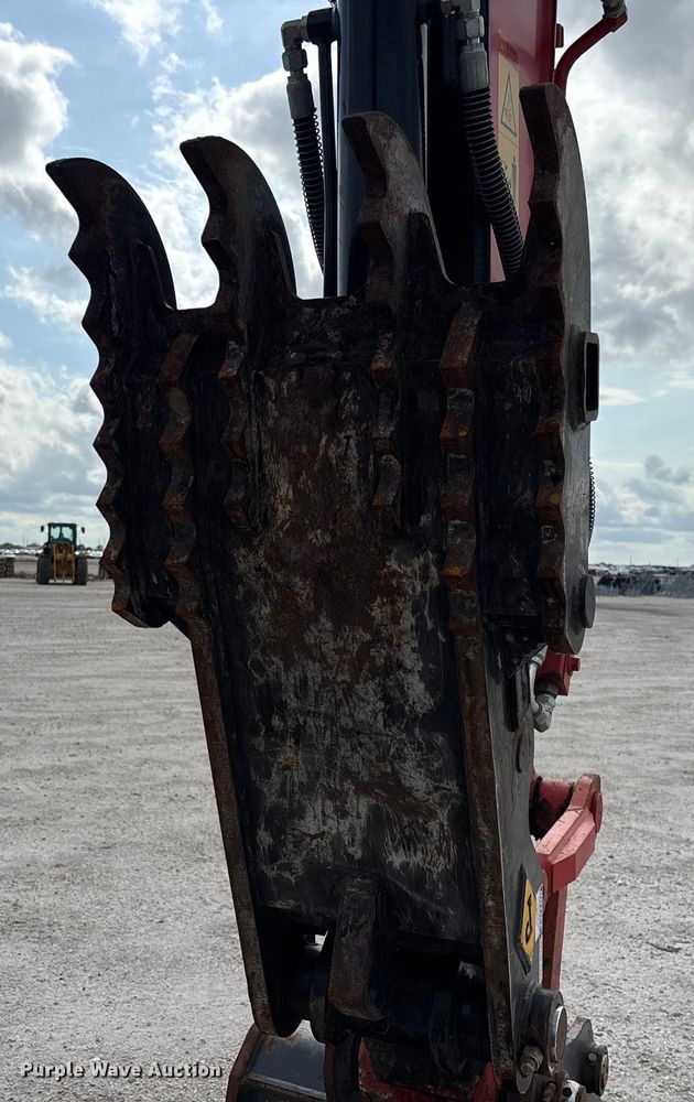 image for item YA1647 2023 Link-Belt 145X4DZ excavator