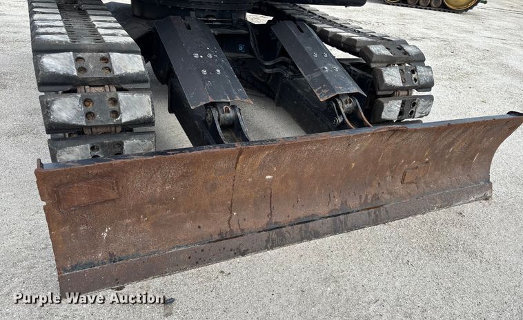 image for item YA1647 2023 Link-Belt 145X4DZ excavator
