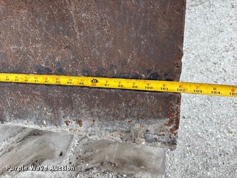 image for item YA1647 2023 Link-Belt 145X4DZ excavator