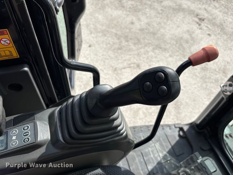 image for item YA1647 2023 Link-Belt 145X4DZ excavator