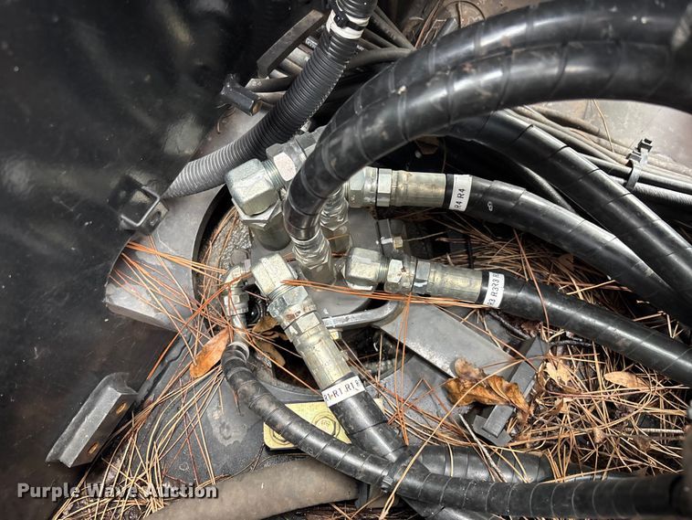 image for item YA1647 2023 Link-Belt 145X4DZ excavator