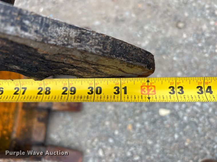 image for item YA1713 2021 John Deere 50G mini excavator