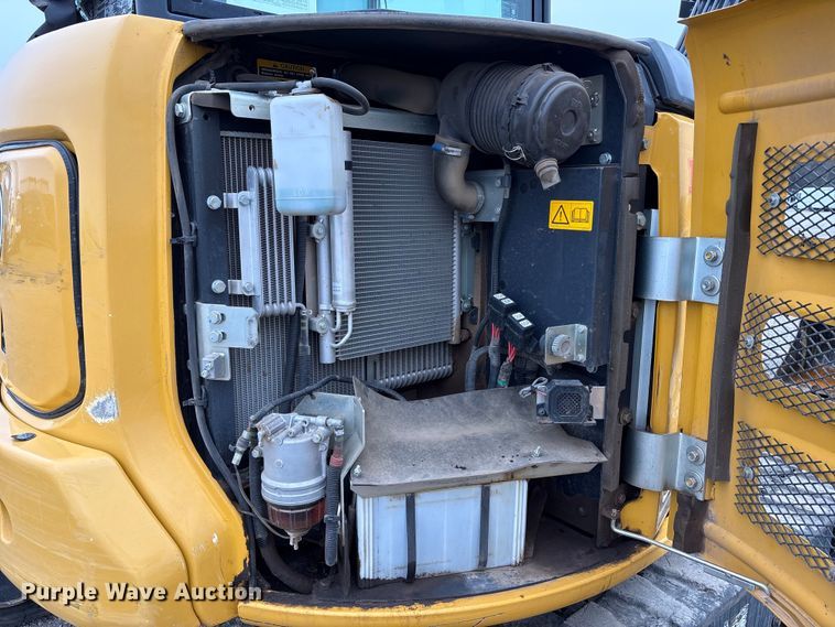 image for item YA1713 2021 John Deere 50G mini excavator