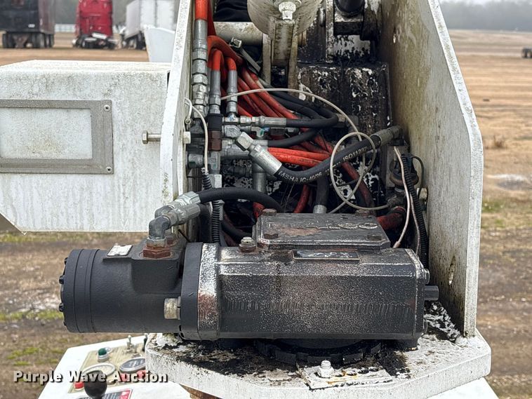 image for item YA1737 2010 Altec AT37-GW boom lift