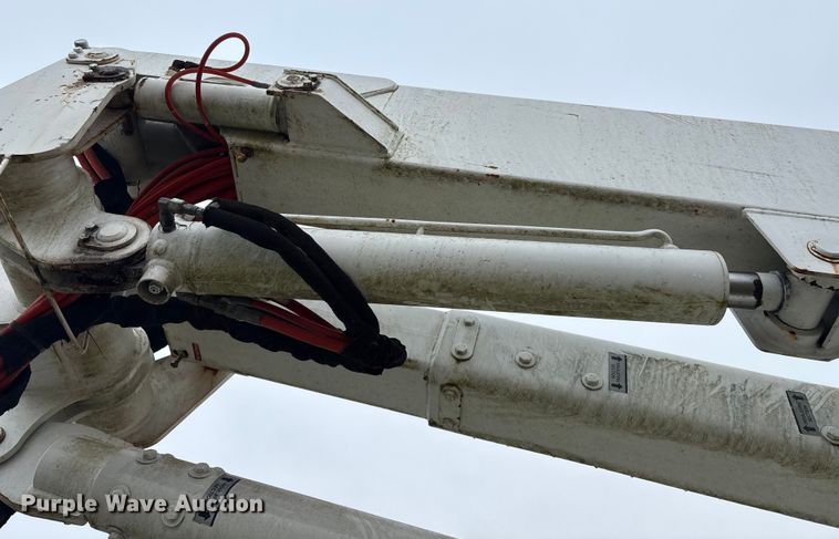 image for item YA1737 2010 Altec AT37-GW boom lift