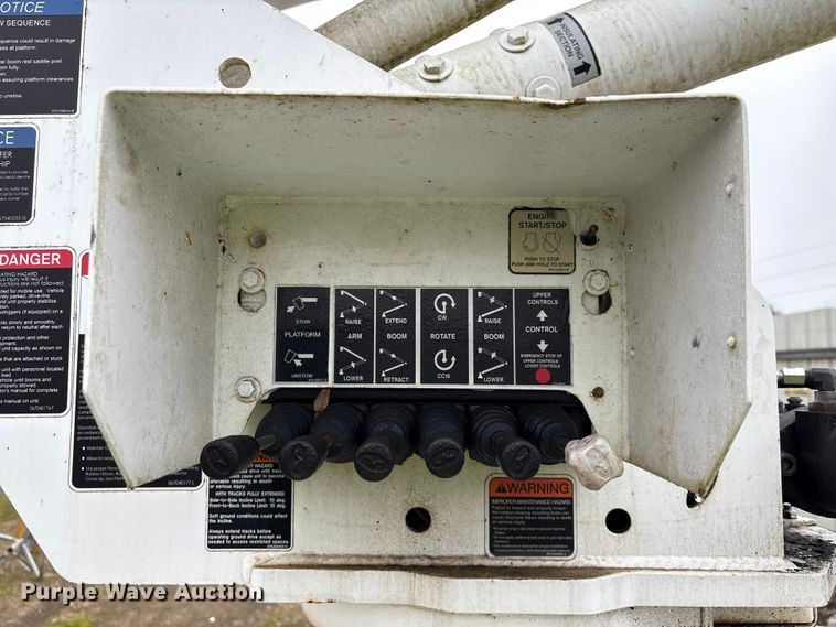 image for item YA1737 2010 Altec AT37-GW boom lift