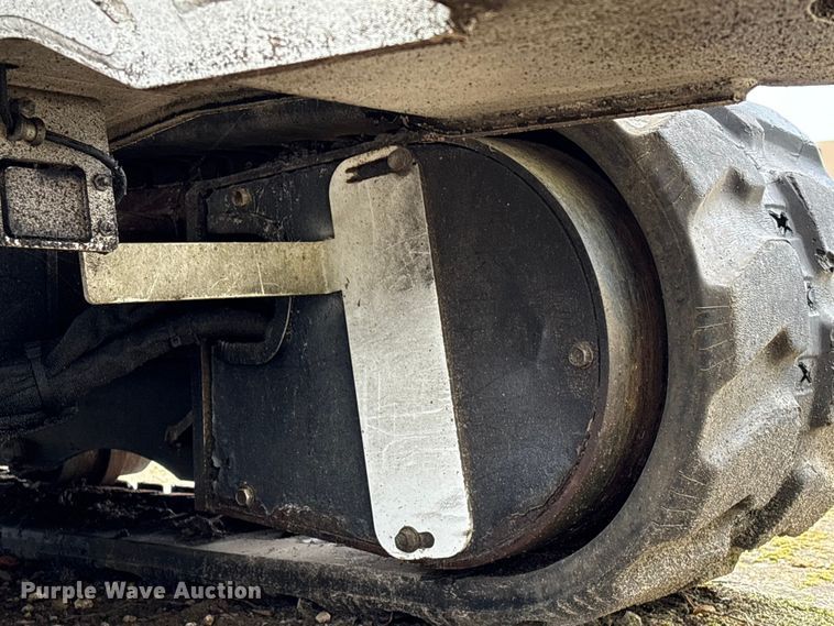 image for item YA1737 2010 Altec AT37-GW boom lift