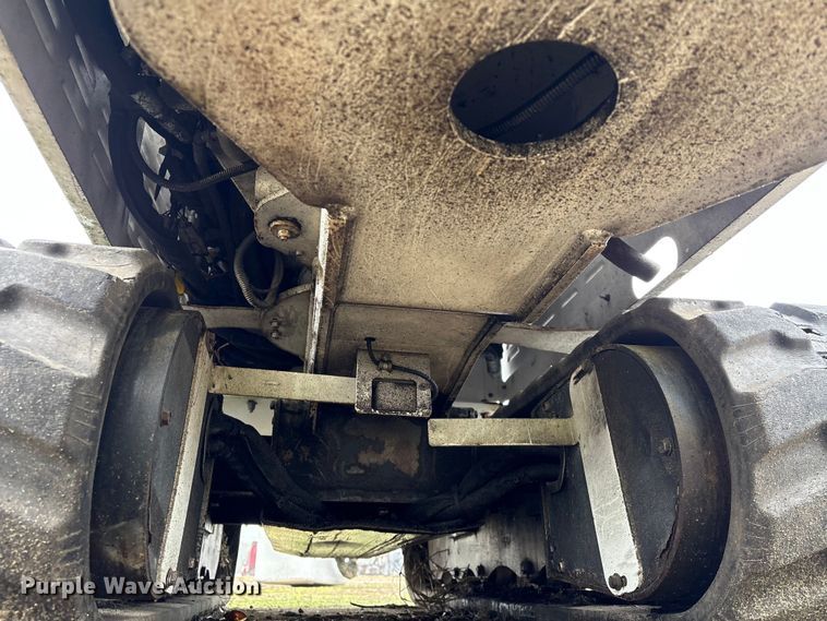 image for item YA1737 2010 Altec AT37-GW boom lift