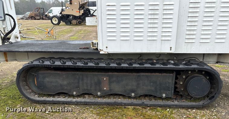 image for item YA1737 2010 Altec AT37-GW boom lift