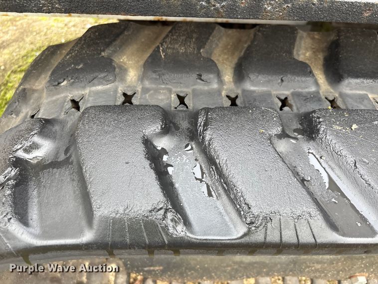 image for item YA1737 2010 Altec AT37-GW boom lift