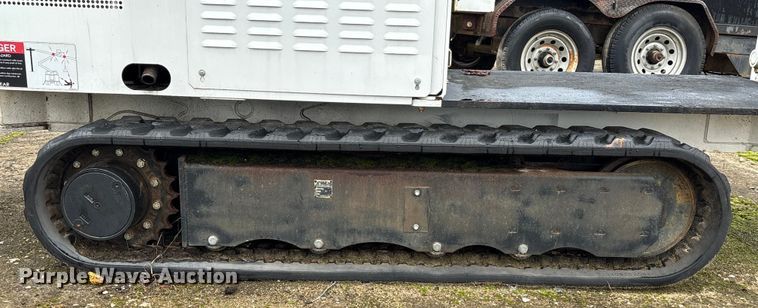 image for item YA1737 2010 Altec AT37-GW boom lift