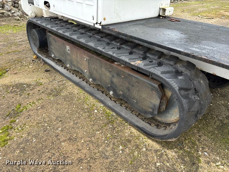 image for item YA1737 2010 Altec AT37-GW boom lift