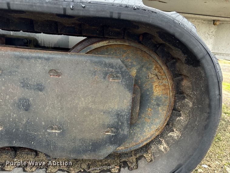 image for item YA1737 2010 Altec AT37-GW boom lift