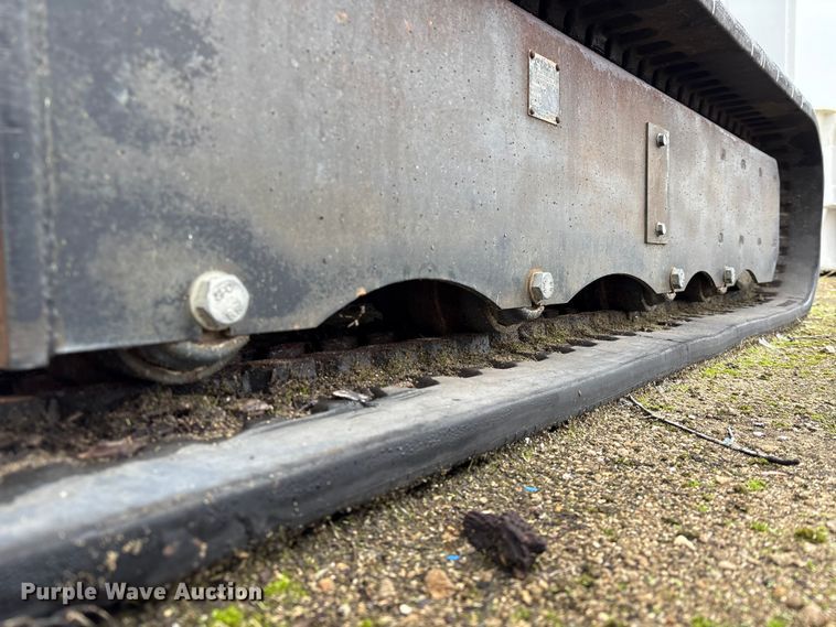 image for item YA1737 2010 Altec AT37-GW boom lift