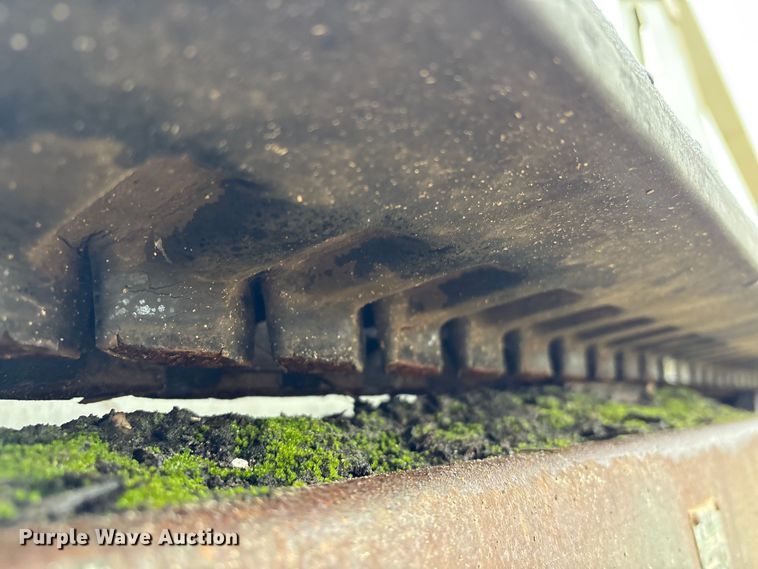 image for item YA1737 2010 Altec AT37-GW boom lift