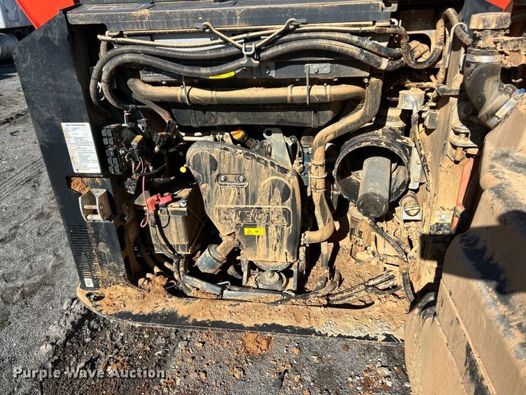 image for item YA1754 Kubota SVL75-3 tracked skid steer loader