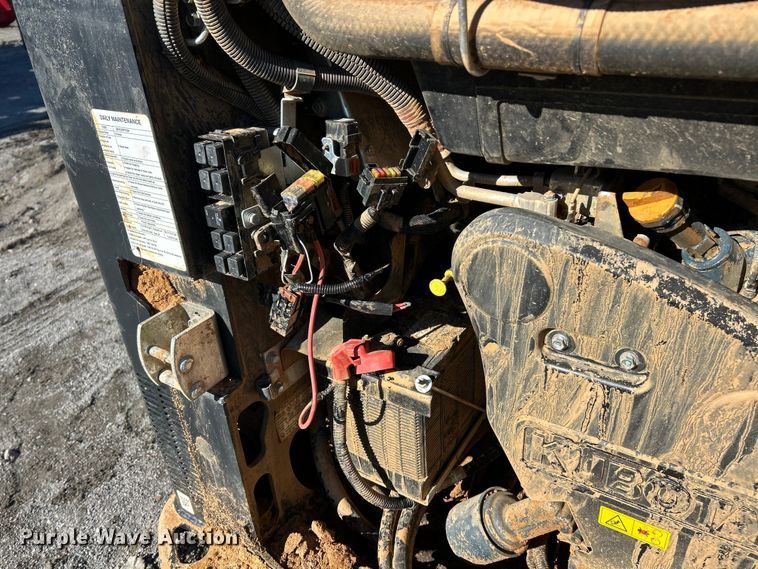 image for item YA1754 Kubota SVL75-3 tracked skid steer loader