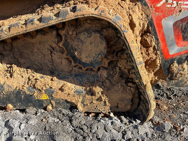 image for item YA1754 Kubota SVL75-3 tracked skid steer loader