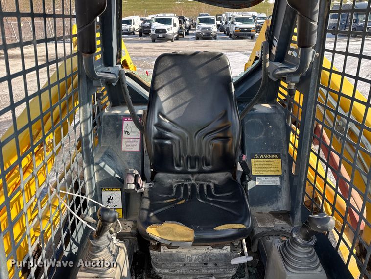 image for item YA1758 2008 Gehl CTL75 tracked skid steer loader