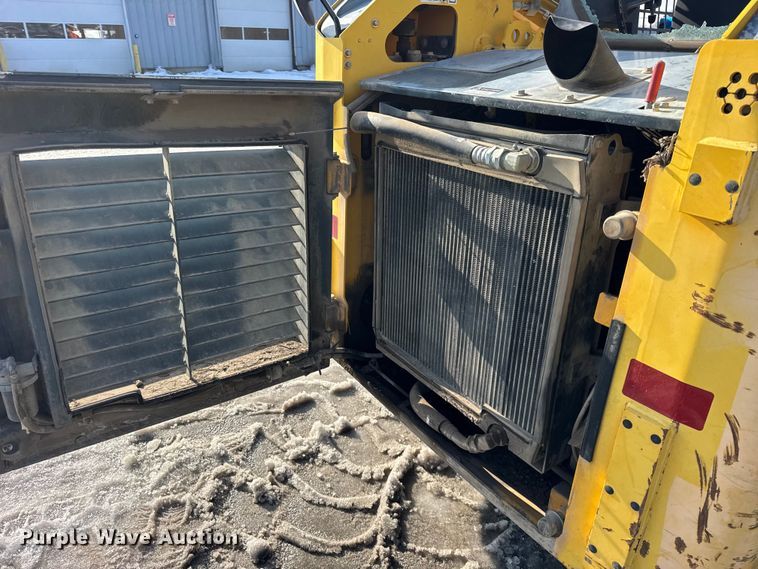 image for item YA1758 2008 Gehl CTL75 tracked skid steer loader