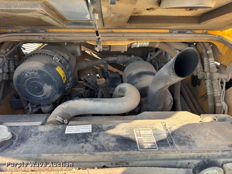 image for item YA1758 2008 Gehl CTL75 tracked skid steer loader