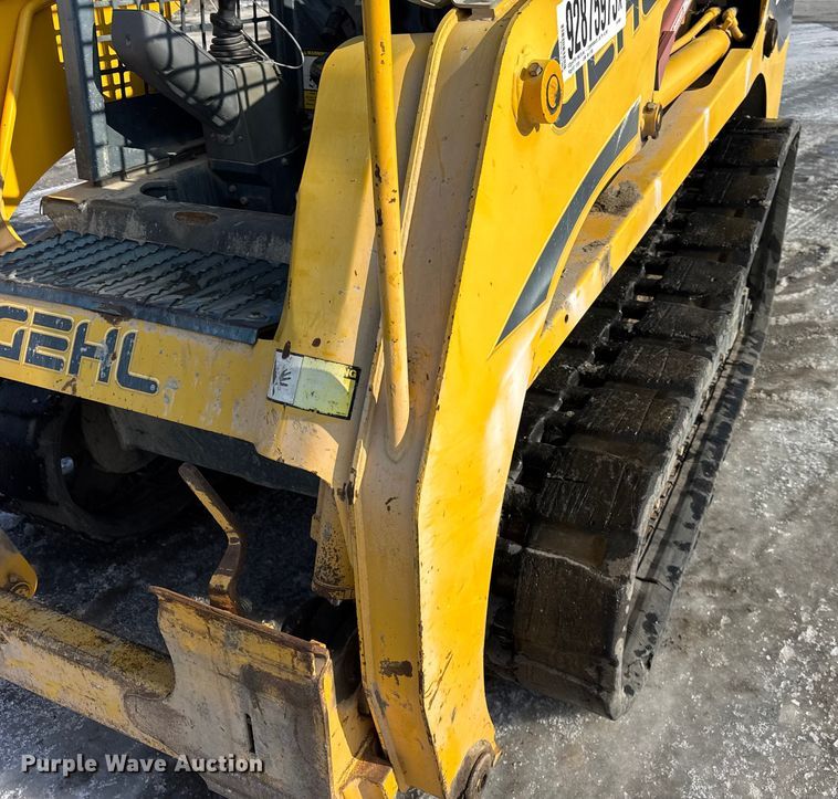 image for item YA1758 2008 Gehl CTL75 tracked skid steer loader