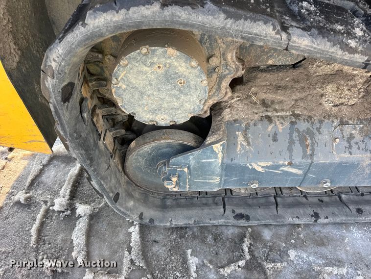 image for item YA1758 2008 Gehl CTL75 tracked skid steer loader