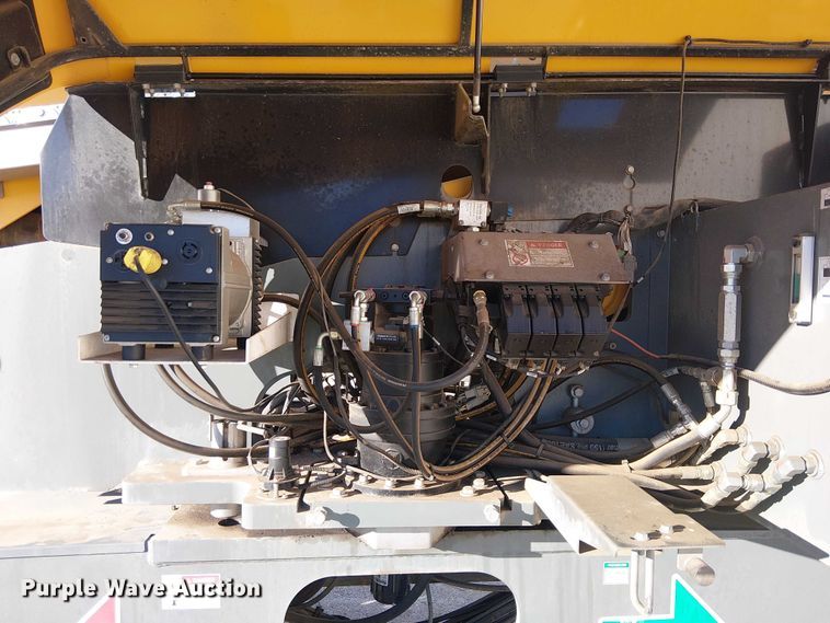 image for item YA1768 2018 Haulotte HT85 RTJ PR0 boom lift