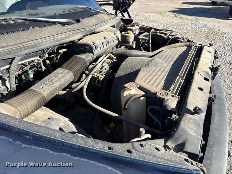 image for item DQ4200 2000 Dodge Ram 1500 pickup truck
