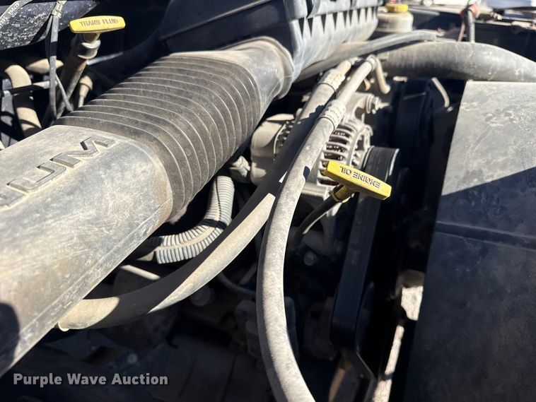 image for item DQ4200 2000 Dodge Ram 1500 pickup truck