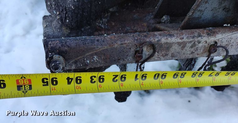 image for item DT0815 1989 International 1954 oil distributor truck