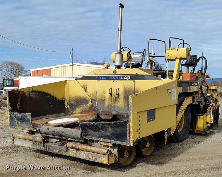 image for item DT0818 Caterpillar AP-800 paver