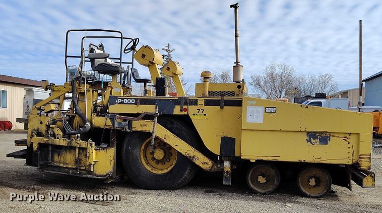 image for item DT0818 Caterpillar AP-800 paver
