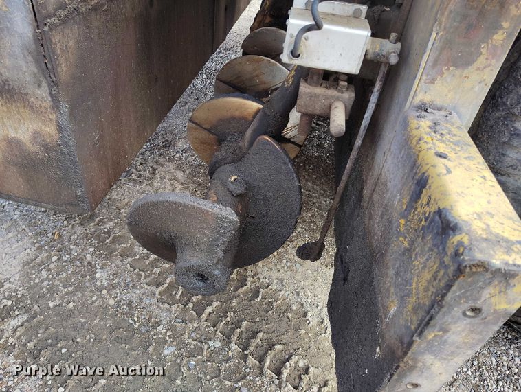 image for item DT0818 Caterpillar AP-800 paver