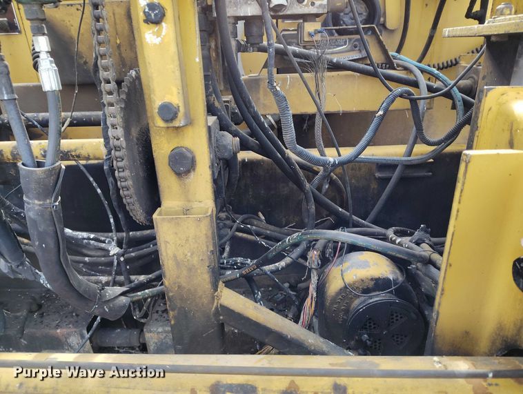 image for item DT0818 Caterpillar AP-800 paver