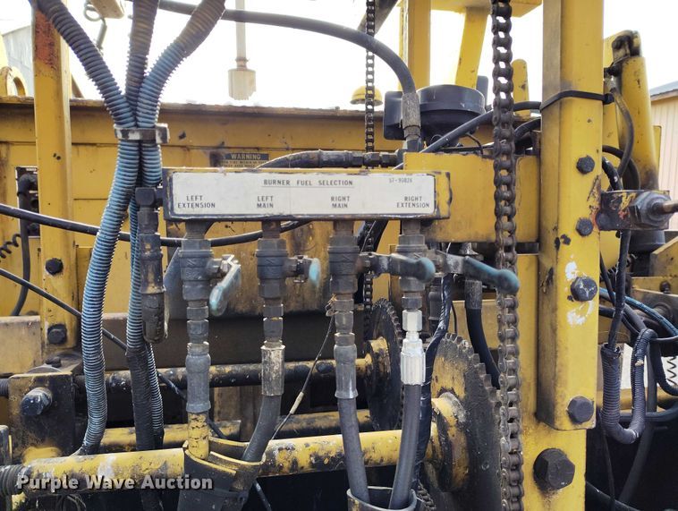 image for item DT0818 Caterpillar AP-800 paver