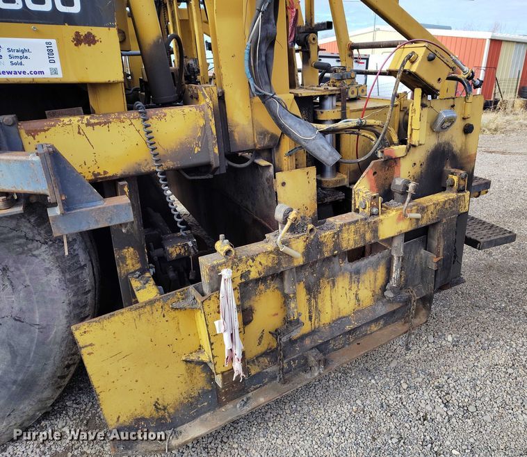 image for item DT0818 Caterpillar AP-800 paver