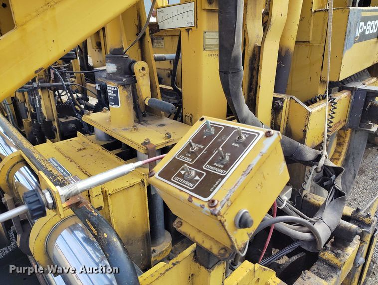 image for item DT0818 Caterpillar AP-800 paver