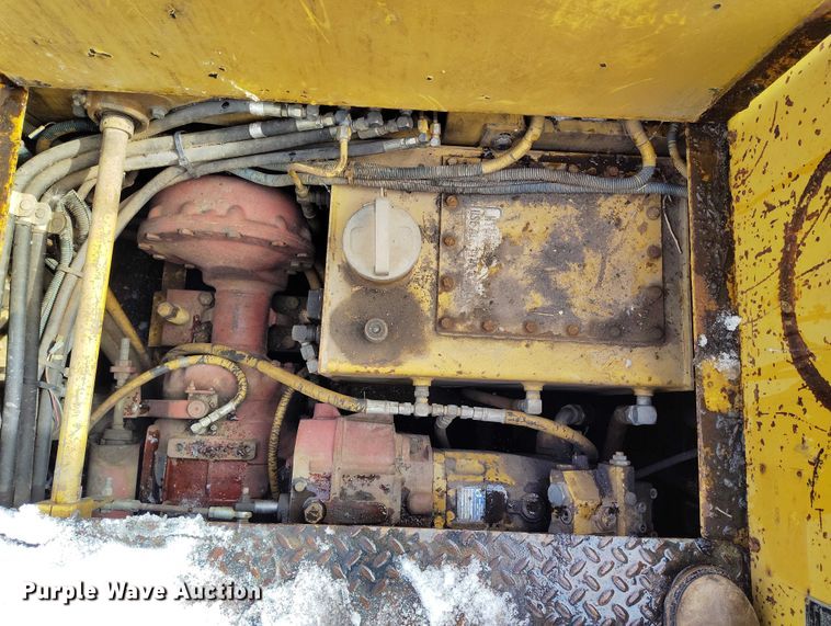 image for item DT0818 Caterpillar AP-800 paver