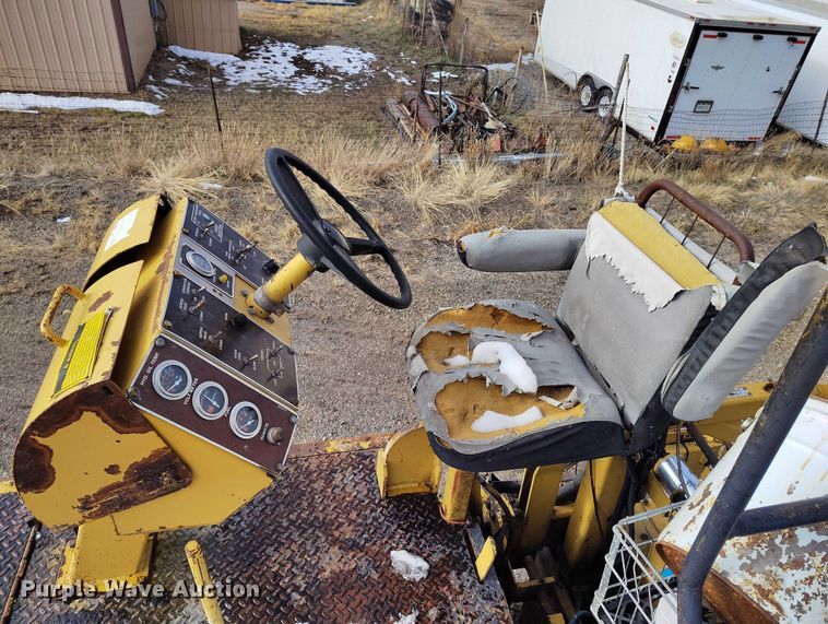 image for item DT0818 Caterpillar AP-800 paver