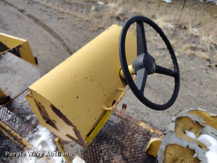 image for item DT0818 Caterpillar AP-800 paver