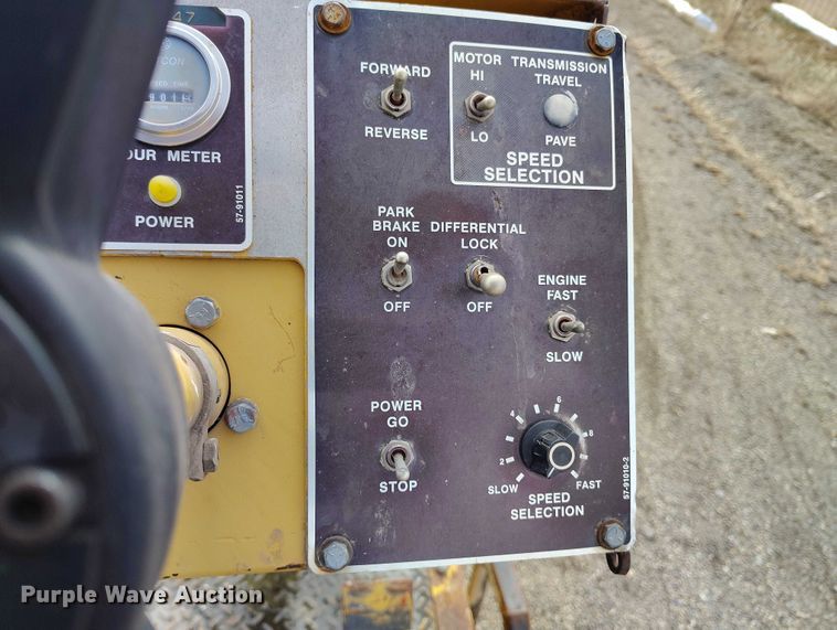 image for item DT0818 Caterpillar AP-800 paver