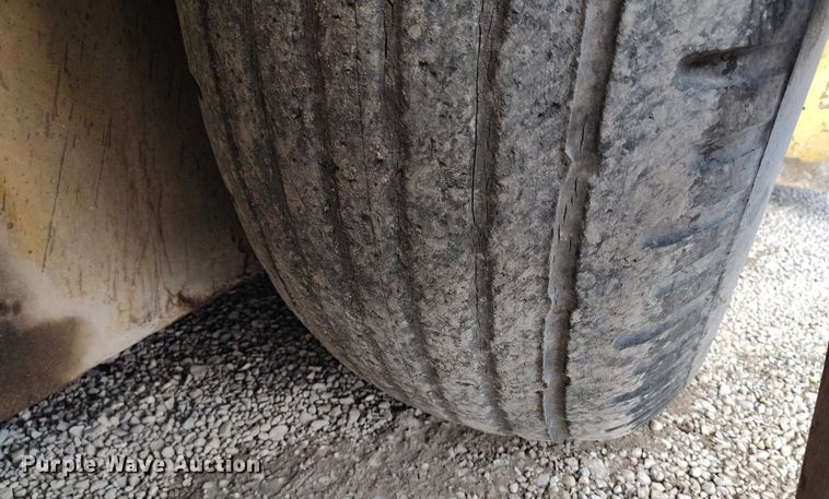 image for item DT0818 Caterpillar AP-800 paver