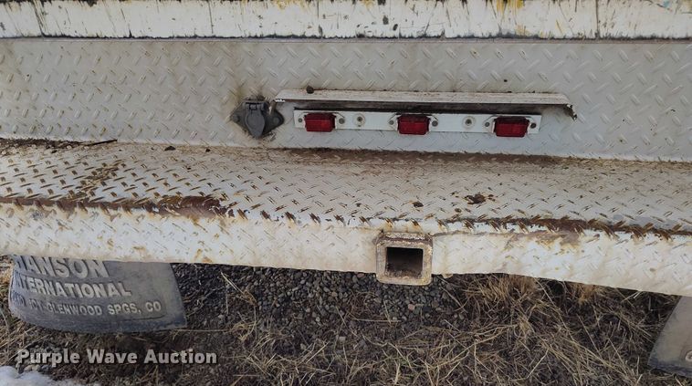 image for item DT0819 1999 Ford F550 utility / service truck