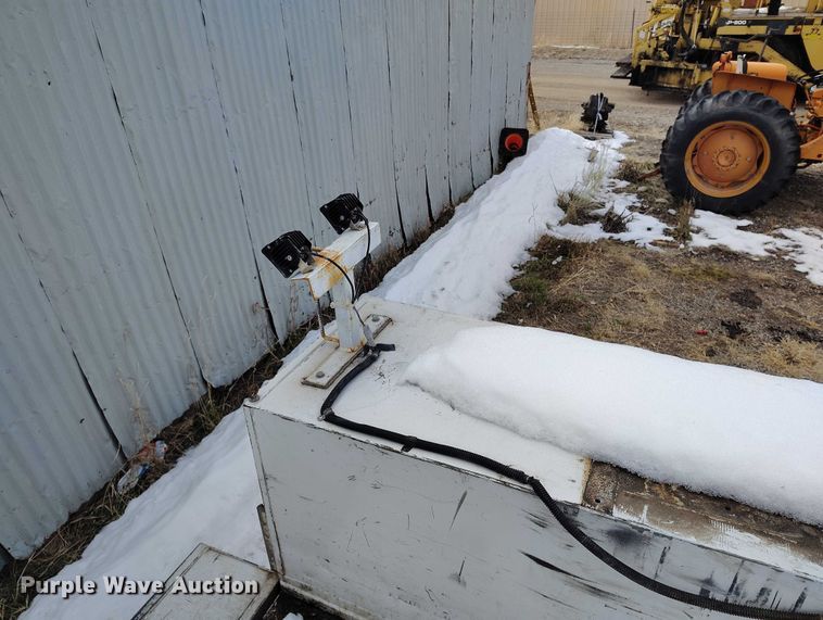 image for item DT0819 1999 Ford F550 utility / service truck