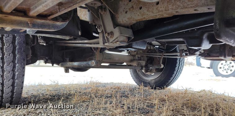 image for item DT0819 1999 Ford F550 utility / service truck