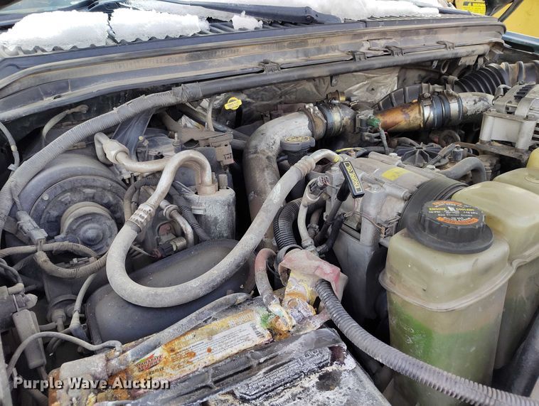 image for item DT0819 1999 Ford F550 utility / service truck