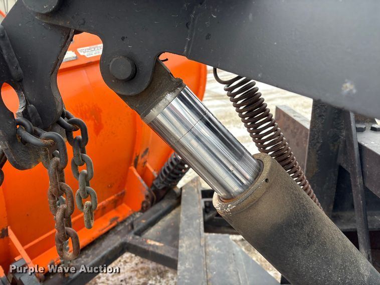 image for item DT6473 2011 International 7600 dump truck